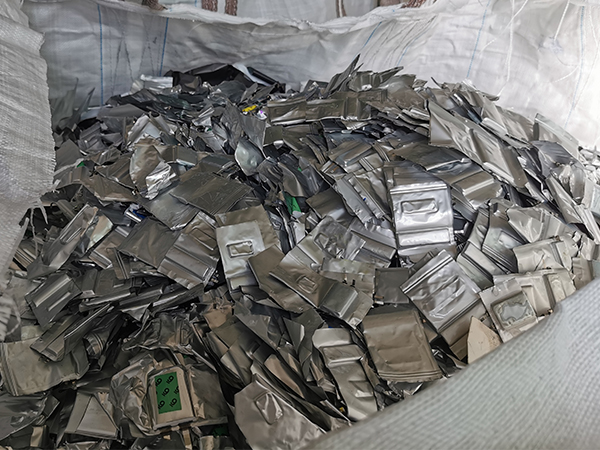 聚合物電池回收每噸價格 東莞蜜桃视频AV免费观看回收廠家